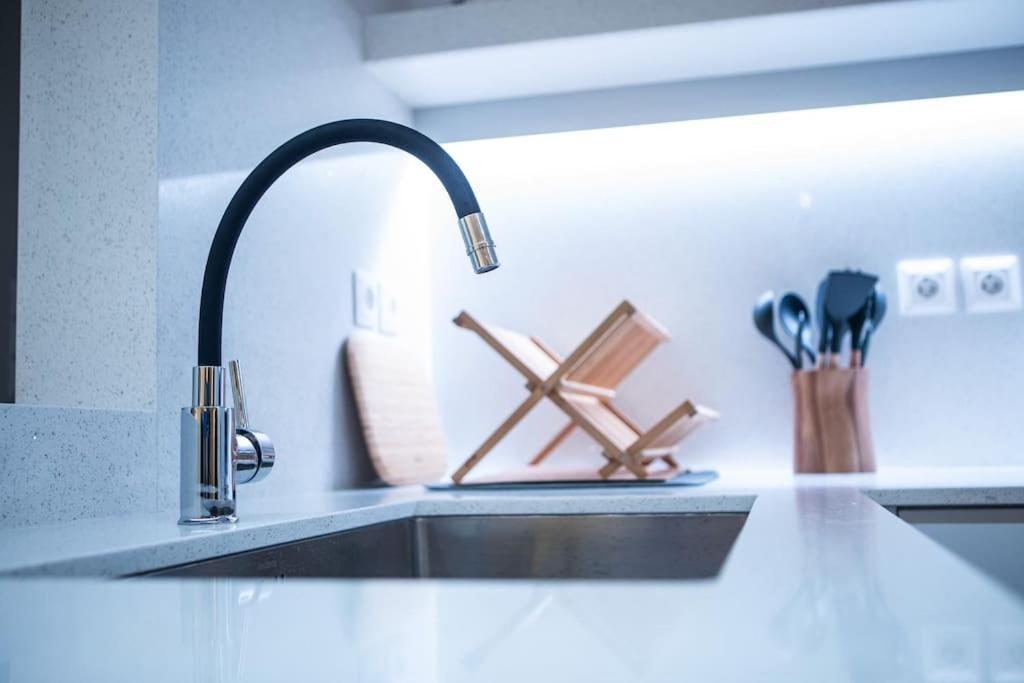 Athenian Sky High Excellence Apartament Atena